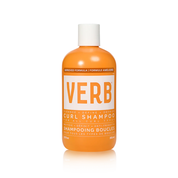 Verb shampooing boucles